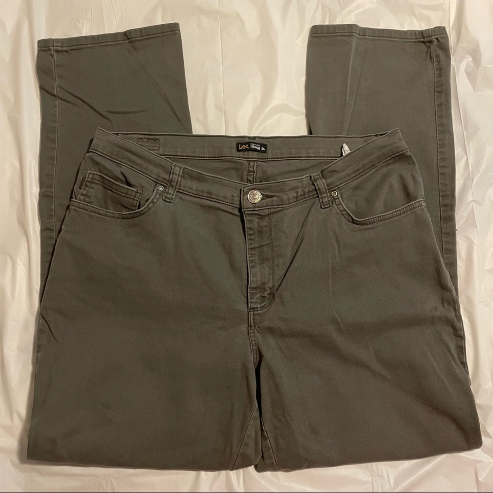 🌼 Bundle 2 for $20 🌼  Lee Gray Straight Leg Women’s Pants
